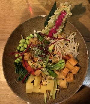 Das war die Best Bowl. Sehr zu empfehlen!  at TA Vegan House in Hamburg