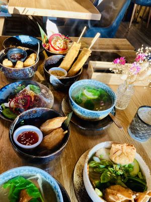 Viele kleine Feinigkeiten….  at TA Vegan House in Hamburg