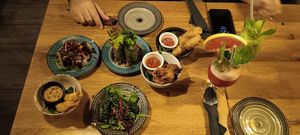 Numbers: 12, 16 (just get it, top left), 9, 20, 14, and 18. We also got the Pumpkin cake and two cocktails. at TA Vegan House in Hamburg