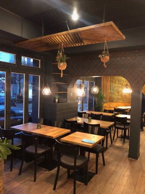 Cozy atmosphere to feel good  and stay. In the middle of the famous Portuguese quarter of Hamburg. At the harbor at TA Vegan House in Hamburg