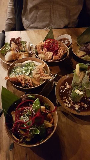 Bowls at TA Vegan House in Hamburg