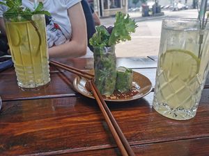 Beverages and summer roles at TA Vegan House in Hamburg
