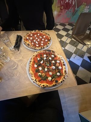 Boomers yo & Enlightened dude pizzas   at Daddy Greens Pizzabar - Iso Roobertinkatu in Helsinki