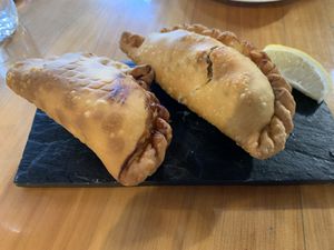 אמפנדס טבעוני  at Triumph Cafe in Ushuaia