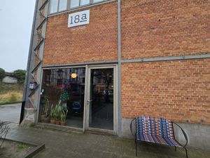 Entrance at Amour in Ghent