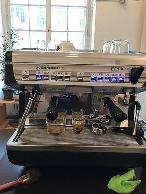 This maschine makes our great coffee, the beans are from a fair trade cooperative in Nicaragua and freshly roasted at "Dresdner Kaffeerösterei" at Palais Café in Dresden