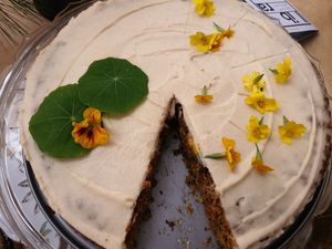 Vegan carrot cake at Palais Café in Dresden