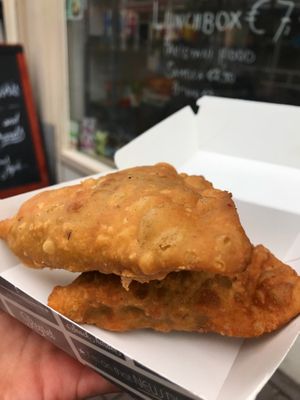 Samosa - sep. 2020 at Vegan Shop Shop in Amsterdam