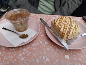 Apple crumble overnight oats, biscoff cinnamon roll at It's a Trap in Dublin
