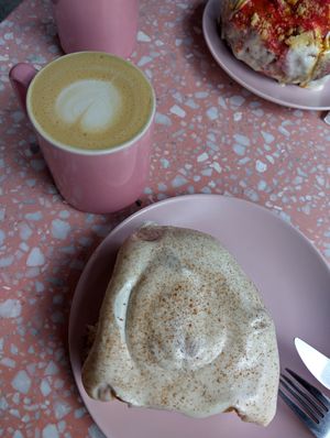 Vegan cream cheese cinnamon roll at It's a Trap in Dublin