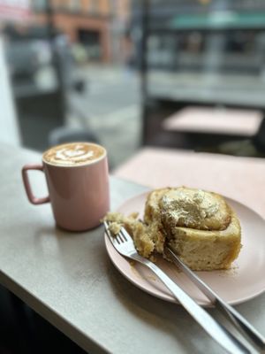 Chai latte and Golfeado cinnamon roll  at It's a Trap in Dublin
