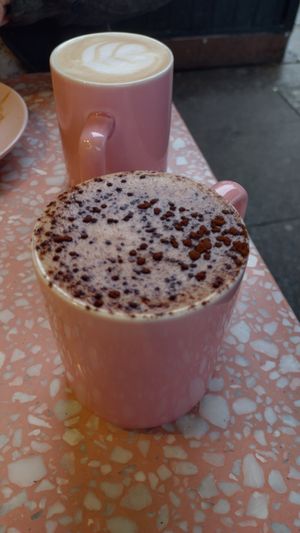 Oat hot chocolate and oat latte (mediums) at It's a Trap in Dublin