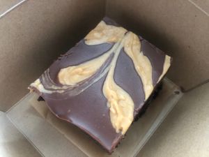 Brownie at Ethos Brothers in Brentwood