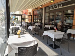 Outdoor seating at Internazionale in Bellinzona