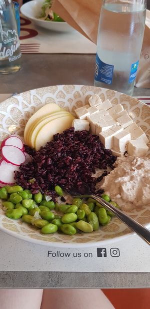 Disappointing Vegan Summer Bowl at Internazionale in Bellinzona