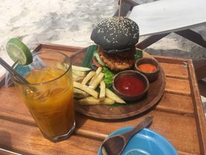 Tempeh burger   at Ombak Zero Waste Cafe in Lembongan
