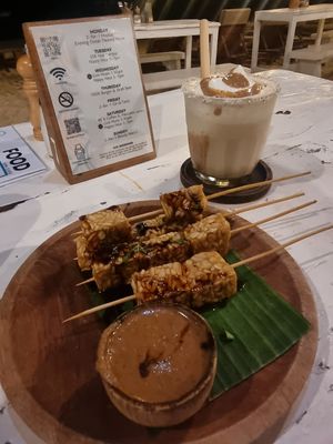  at Ombak Zero Waste Cafe in Lembongan