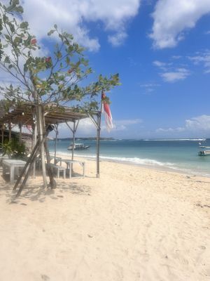   at Ombak Zero Waste Cafe in Lembongan