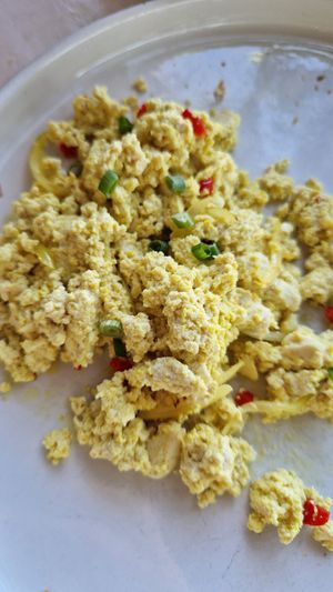 Scrambled tofu at Ombak Zero Waste Cafe in Lembongan