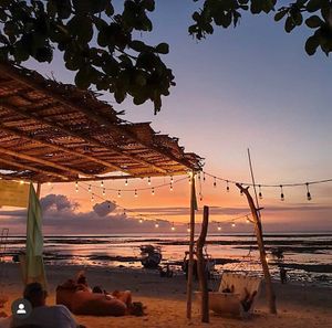Sunset time  at Ombak Zero Waste Cafe in Lembongan