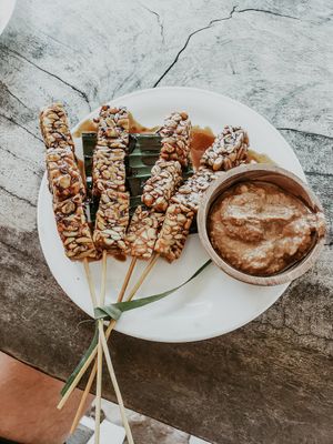 Tempeh satay at Ombak Zero Waste Cafe in Lembongan