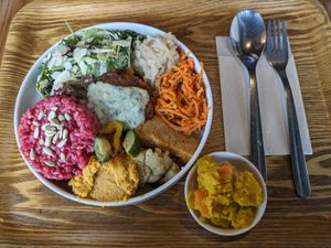 Winter Buddha bowl at Optimus Cafe in Osaka