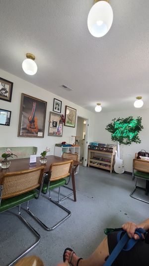 Cafe dining area at Brooklyn Cafe in Wilmington