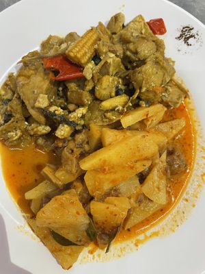 2 dishes 60thb: pineapple stir fry and chili dish  at So Vegan - Yaowarat​ in Bangkok