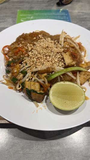 Pad thai  at So Vegan - Yaowarat​ in Bangkok