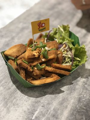Vegan unchicken garlic crispy salad at So Vegan - Yaowarat​ in Bangkok