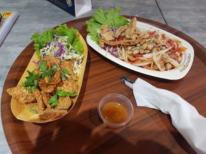 Tempeh and Papaya Salad at So Vegan - Yaowarat​ in Bangkok