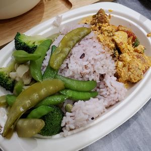 Rice + 2 dishes at So Vegan - Yaowarat​ in Bangkok