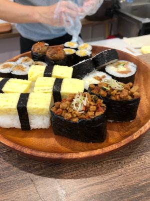 Platter of sushi  at Shū ShòuSī 蔬壽司 - Yasaisushi in Taichung