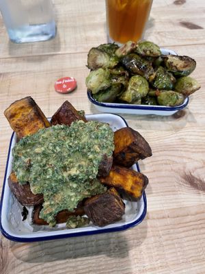 MDP and Brussels  at Hungry Pants in Orlando