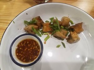 Black bean wontons at Hungry Pants in Orlando