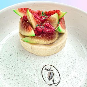 Инжирная тарталетка at Tsiniki in Moscow