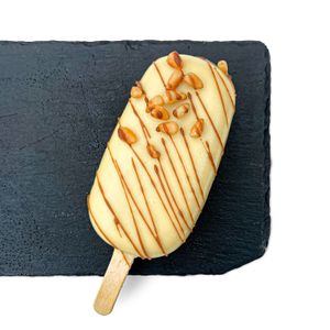 "Эскимо" с грушей и кедровым орехом at Tsiniki in Moscow