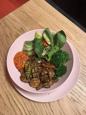 Гречневый боул  at Tsiniki in Moscow