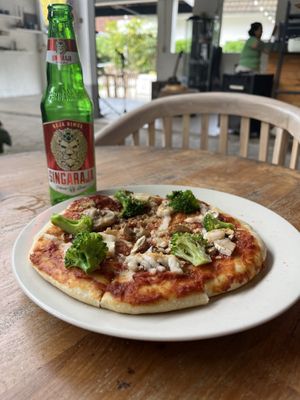 Beer and pizza (don’t expect much)  at Define Bakery and Eatery in Denpasar