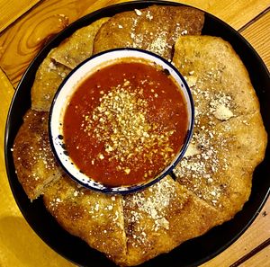 Pizza to share  at Ver De in Puerto Princesa