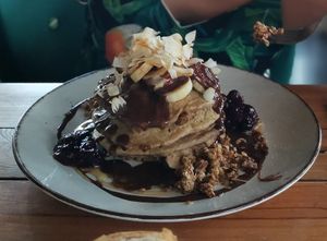 Cinnamon Banana crunch pancake at Ver De in Puerto Princesa