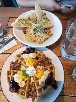 Gluten Free Waffles and Alfredo Mushroom Spaghetti at Ver De in Puerto Princesa