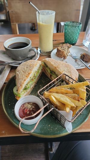 Bahn Mi Tofu at Ver De in Puerto Princesa