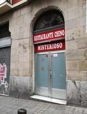 Restaurante at El Chino Misterioso in Bilbao