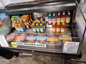 Drinks and food at JuiceLand - Westheimer Rd in Houston