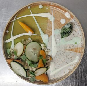 Entrée de la semaine du 7 juillet : Abricot - Concombre - Orge (vegan) at Locafé in Grenoble