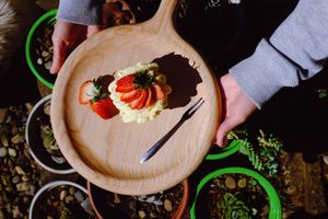 Strawberry cupcakes at The Light Cuisine in Sapa