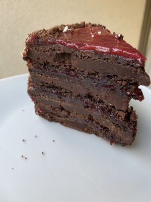 Torta panqueque trufa chocolate ❤️ Si te gusta el chocolate vas a amar esta torta. at La Converseria in Santiago