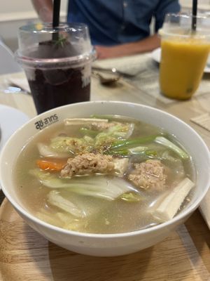 Cabbage and tofu soup   at Sook Sathorn - Silom in Bangkok