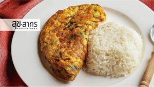 Thai style omelet with assorted veggies and rice at Sook Sathorn - Silom in Bangkok
